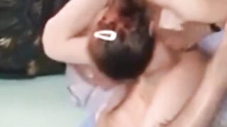 سكس يصور زوجته الملبن وهو ينيكها سكس عربي