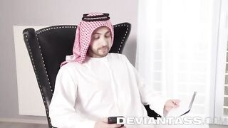 سكس ثري خليجي ينيك اجنبية بقوة وجسم رائع