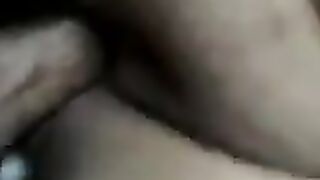 زوجان يمارسان السكس