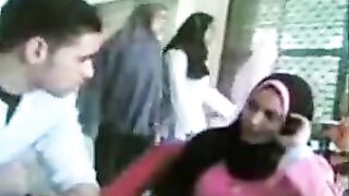 سكس مصري في المدرسة