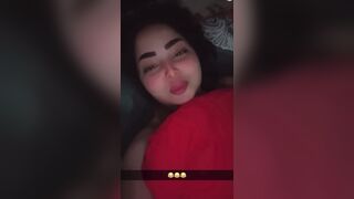 فضيحة ايناس الخالدي نايمه عند عشيقها - سكس عربي