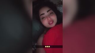 فضيحة ايناس الخالدي نايمه عند عشيقها - سكس عربي