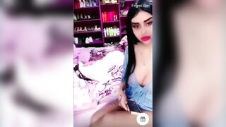 جورجينا درويش تطلع بزازها القشطة الطرية الكبيرة - سكس سوري