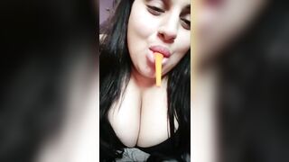 سكس تانجو مصرية مربربة تلعب في كسها وبزازها الكبيرة