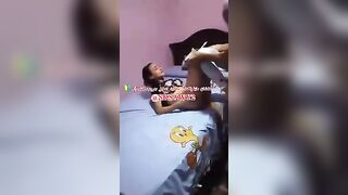 مصري ينيك حبيبته مع صديقه