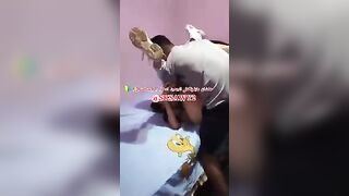 مصري ينيك حبيبته مع صديقه