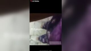 خليجي هايج يحشر زبره بين فخاد اخته سكس خليجي