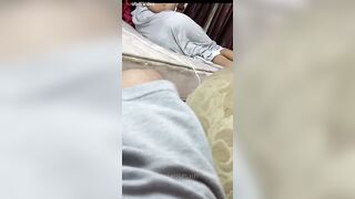 خليجي هايج يحشر زبره بين فخاد اخته سكس خليجي