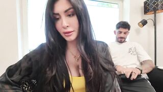 ميرا نوري تتناج من ابن اخوها - سكس محارم عربي