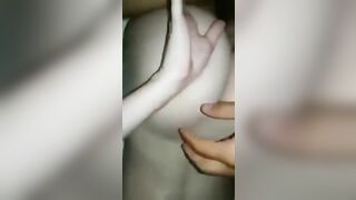 عراقية مراهقة تناك من طيزها و تبكي وتقول اح اح يأزيني ما اتحمل زبك حبيبي - سكس عراقي